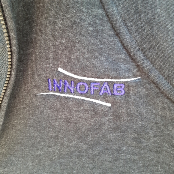 💥3/$25💥Pullover Half zip w/Front Pocket - Small - Picture 2 of 6